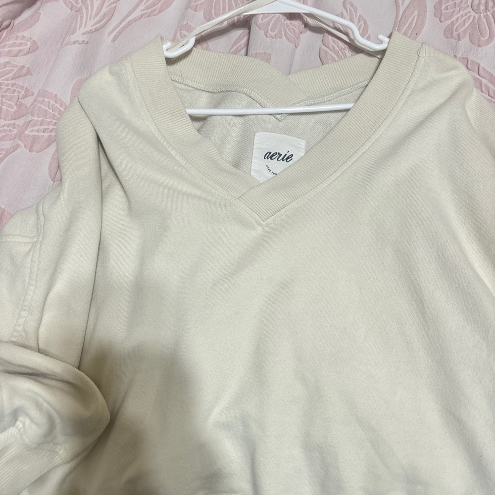 Aerie Cream V-Neck Women's Sweater